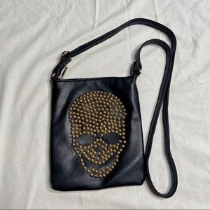 Black crossbody purse